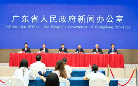 机器人篮球挑战赛明年4月开打，广东高校组队来参赛